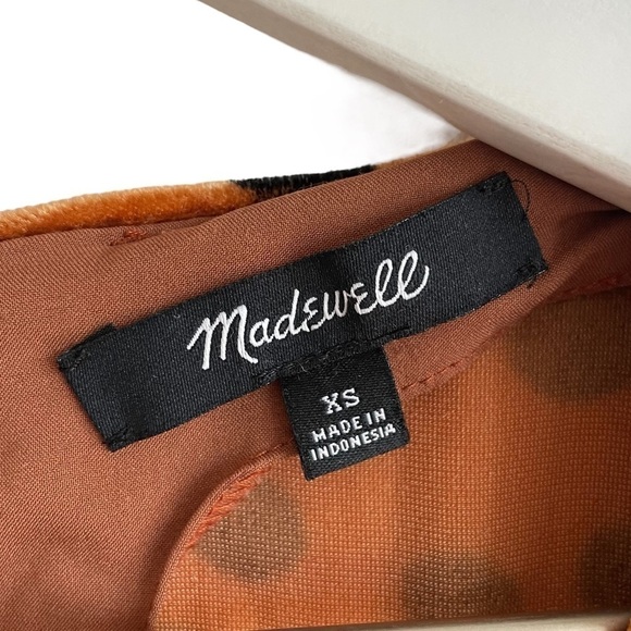 Madewell Velvet Memento Ruffle-Sleeve Top in Leopard Dot, Size XS - Picture 9 of 11
